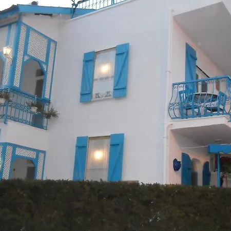 Ela Hotel 2*